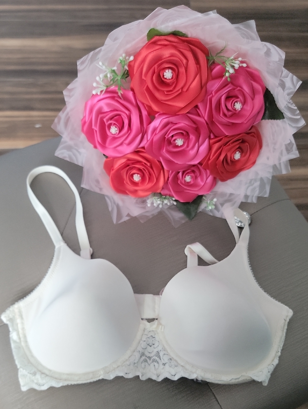 Lily of France White Lace Trim T-Shirt Bra